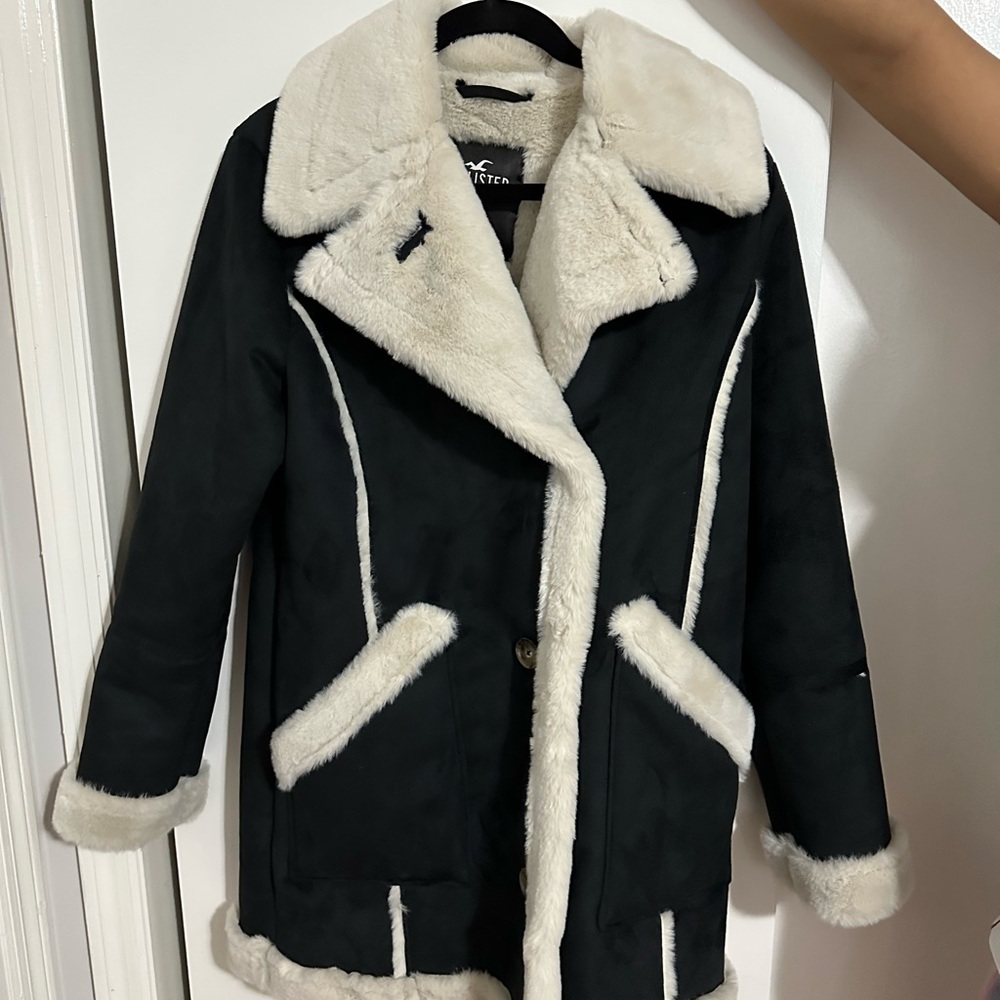 Hollister windbreaker coat